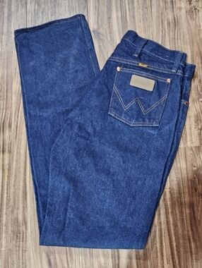 Wrangler Brand Men's Dark Blue Denim Jeans - Classic Straight Fit